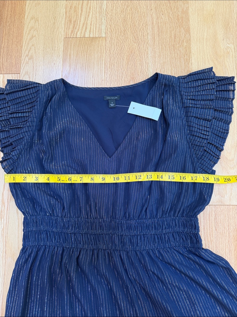 New! Ann Taylor SZ 10, navy shimmery pleated cap sleeve dress. - Picture 9 of 11